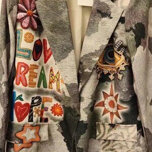 LEBZ17. LOOWIE-“Love, Dream, Hope” Print Blazer -MADE IN ITALY